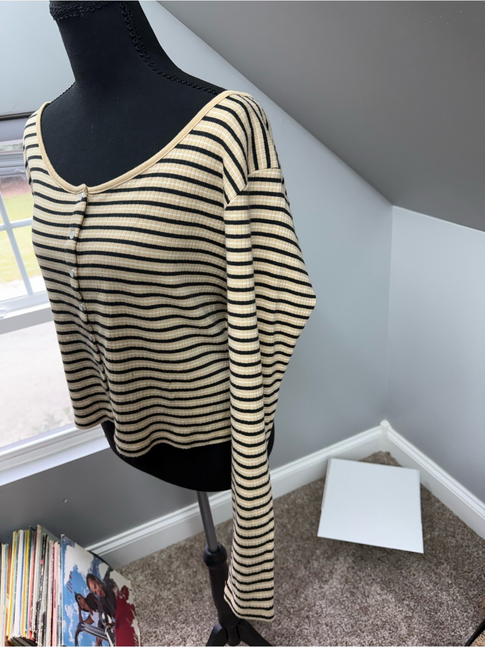 Levi’s striped button down - Picture 3 of 8